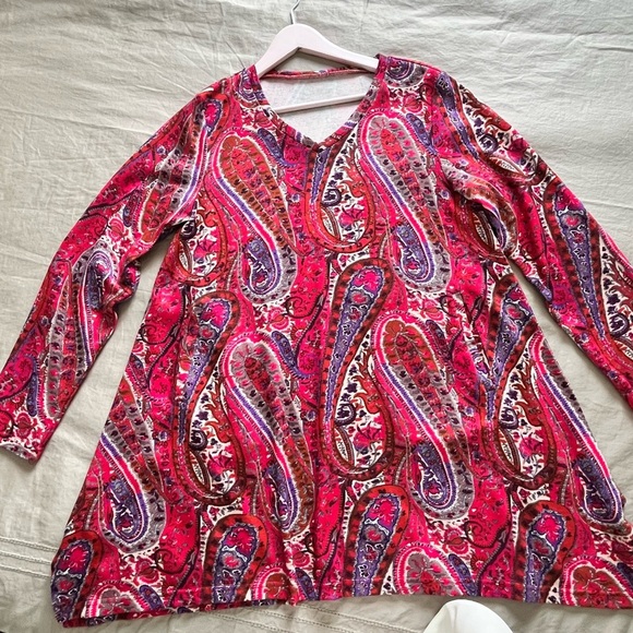 Women's long sleeve top, long tunic v-neck, pockets, red, purple, grey, pink - Picture 8 of 13
